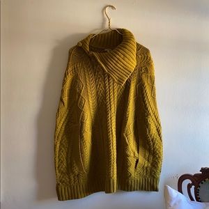 ANTHROPOLOGIE Sweater Cape